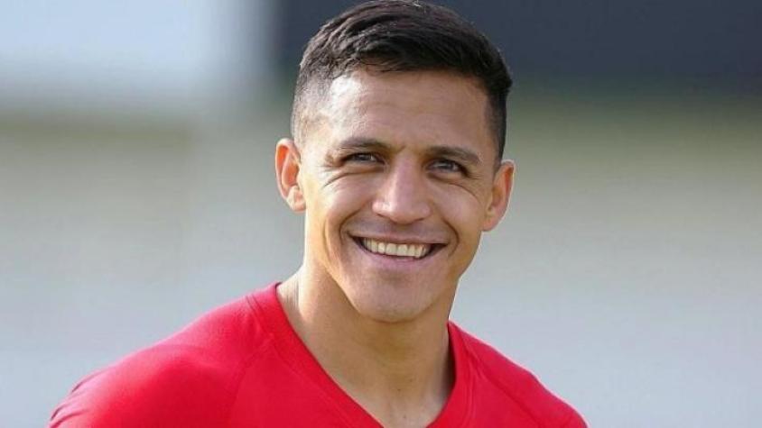 Novia de Alexis Sánchez sorprende con tierna foto junto a su hija con el futbolista
