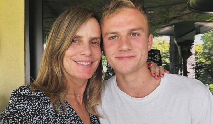 Hijo de Diana Bolocco sorprende con coqueto mensaje a su novia influencer en redes