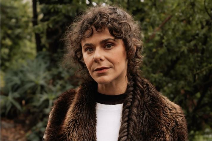 Montserrat Ballarin comparte tiernas fotografías junto a expareja y activa rumores de reconciliación