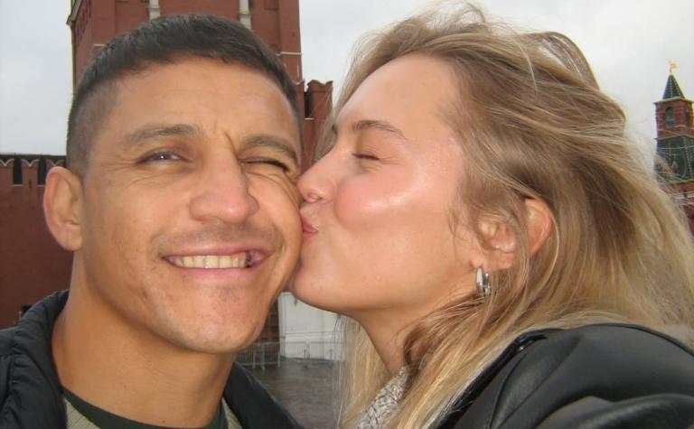 Tuvo emotivo reencuentro con su hermana: conoce a la cuñada artista de Alexis Sánchez
