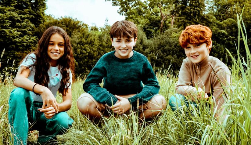 Con el pequeño Dominic McLaughlin: Mira la primera foto oficial de la serie de Harry Potter