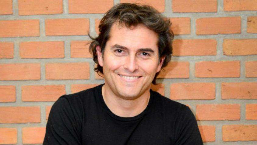 Influencer desata confusión por su gran parecido con Sebastián Jiménez: "¿No es su papá?"