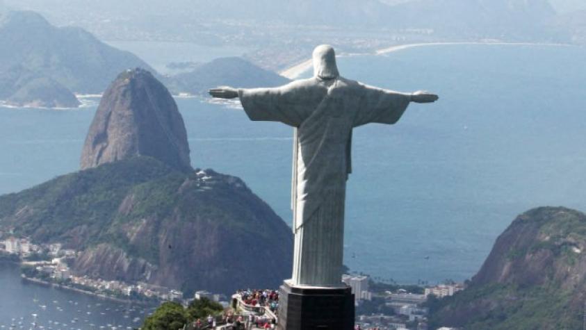 Tras experiencia de Trini Neira: ¿Cuál es la “maldición” de viajar en pareja a Brasil?