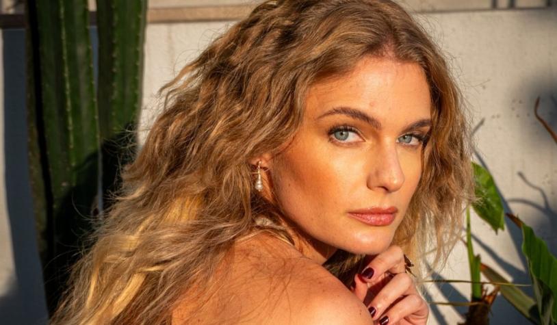 Josefina Montané posa en bikini desde Brasil: respondió a desubicado comentario