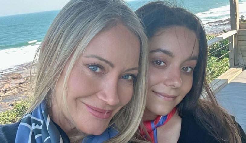 Hija de Rafael Araneda y Marcela Vacarezza celebra romántico hito con su pareja