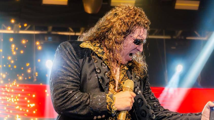 Leo Rey se suma al Lollapalooza 2027 tras icónica presentación en La Gran Fonda de Chile