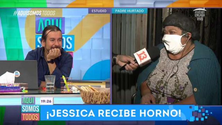 Jessica recibió dos hornos de regalo y una silla de ruedas