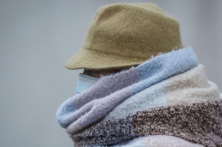 Siguen las bajas temperaturas en Santiago: ¿Hasta cuándo tendremos termómetros bajo cero?