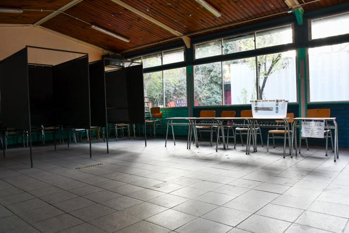 Largas filas para excusarse en esta votación: ¿Cuáles son las excusas válidas?