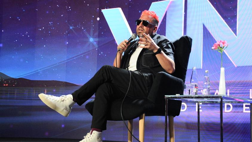 A qué hora se presenta Alex Ortiz, el último humorista del Festival de Viña 2024