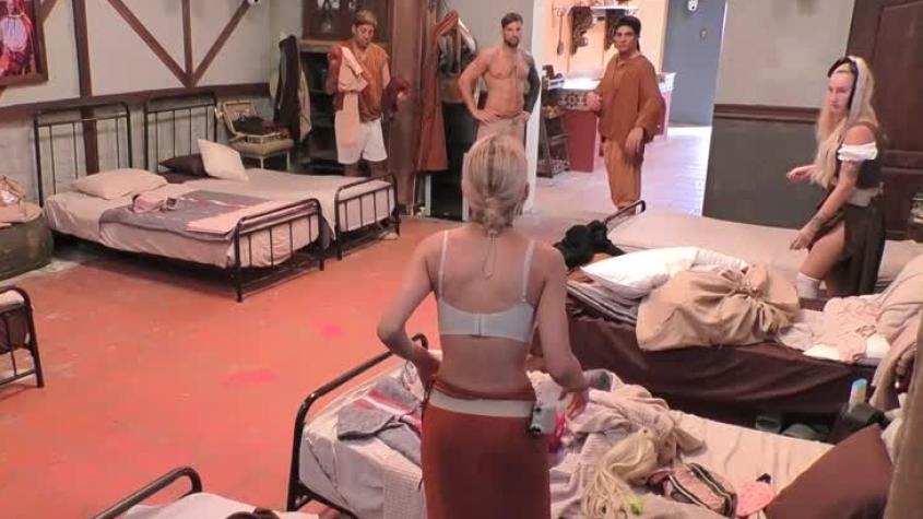 Oriana sigue cargando contra Gala: “Enseñar el cuerpo todos los días para que se la quieran …”