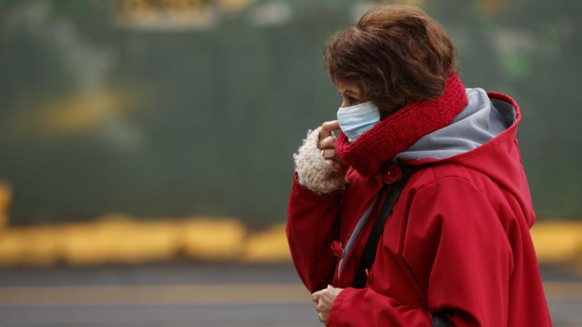 Médico broncopulmonar recomienda el uso de mascarilla en el transporte público