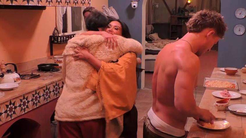 Pamela Díaz hace de las suyas en Ganar o Servir: abrazó a Facundo a escondidas de Oriana Marzoli