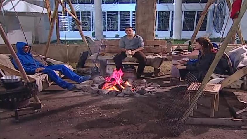 Mundos Opuestos | Capítulo 121