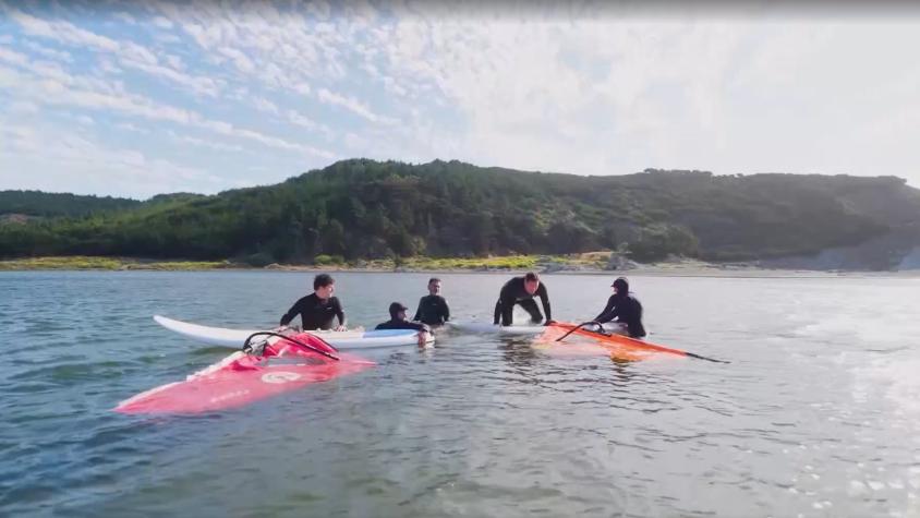 Pancho, Jorge y Pedro Ruminot la rompen haciendo windsurf en Pichilemu