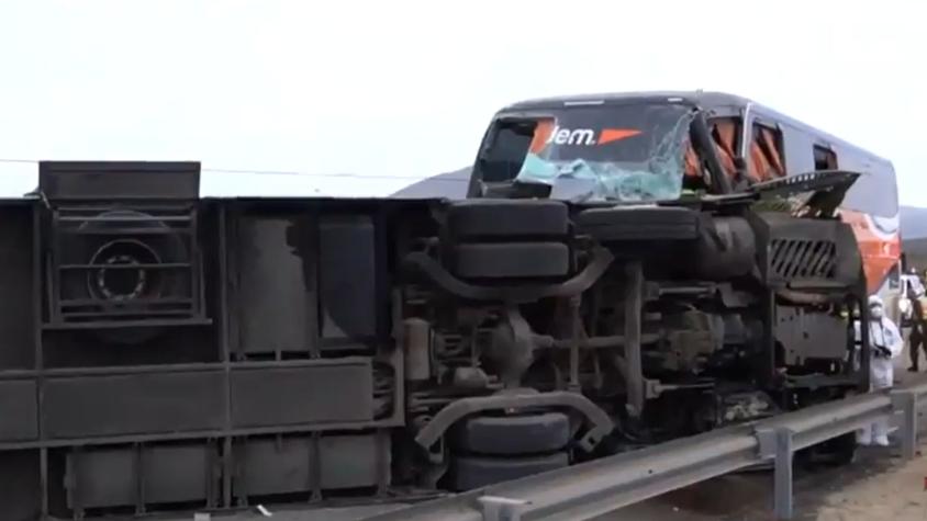Trágico accidente en Coquimbo: La acción que realizaron ocupantes de bus volcado para intentar evitar el hecho