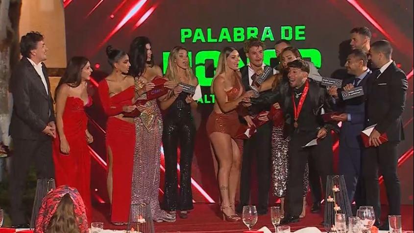 El inesperado beso entre participantes de Palabra de Honor tras ganar un gran premio