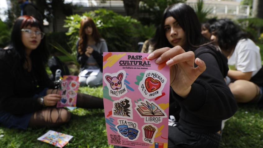 Se reactiva el Pase Cultural en 2026: revisa los nuevos requisitos para acceder a los $50.000 y cómo solicitarlo