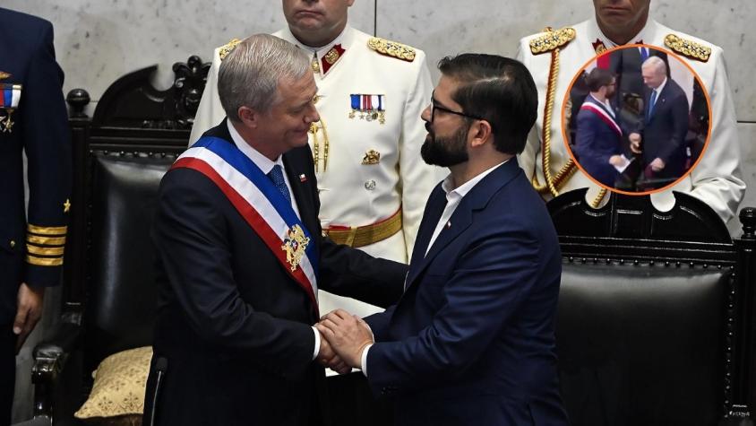 Fin al misterio: Gabriel Boric confirma qué era el papel que le entregó a José Antonio Kast en el cambio de mando