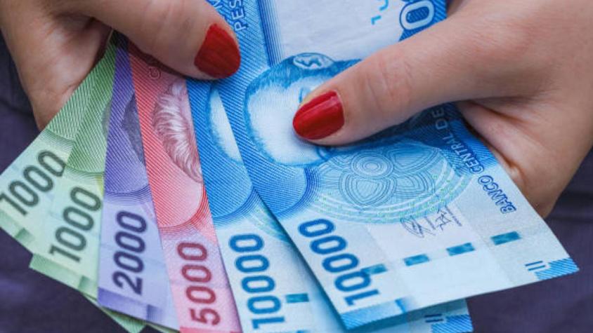 Atención mujeres: revisa los bonos que puedes recibir en abril 2026 y cómo cobrarlos con tu RUT