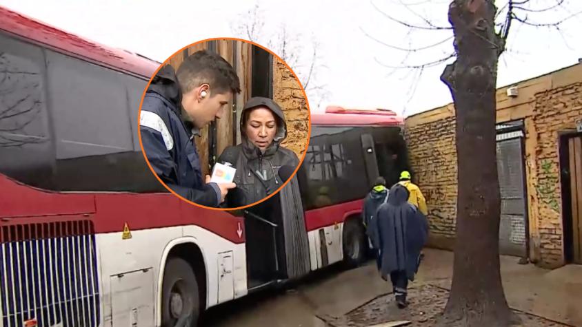 Adulto mayor de 86 años fue trasladado a un hospital luego de que bus RED impactara su habitación mientras dormía