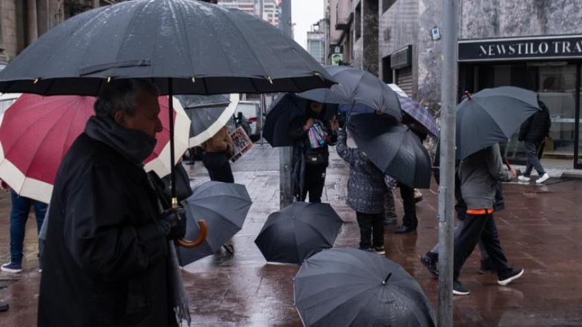 Santiago volvería a recibir lluvia: revisa cuándo caerían nuevas precipitaciones